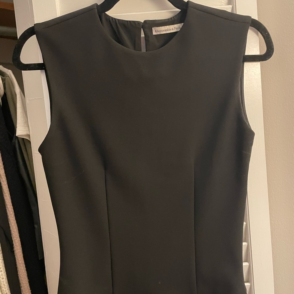 Abercrombie & Fitch Black Sleeveless Shirt